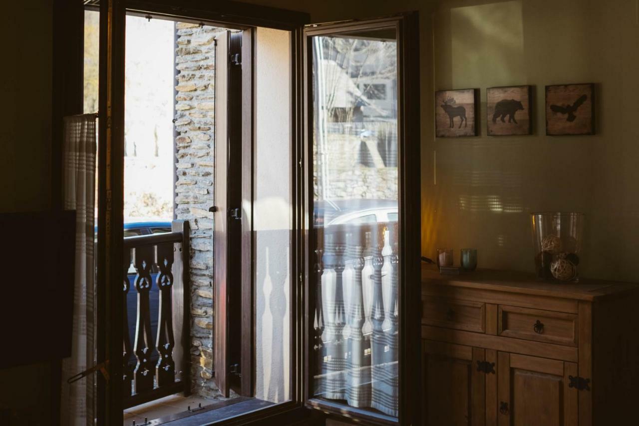 Apartamento Garona Les Esterno foto