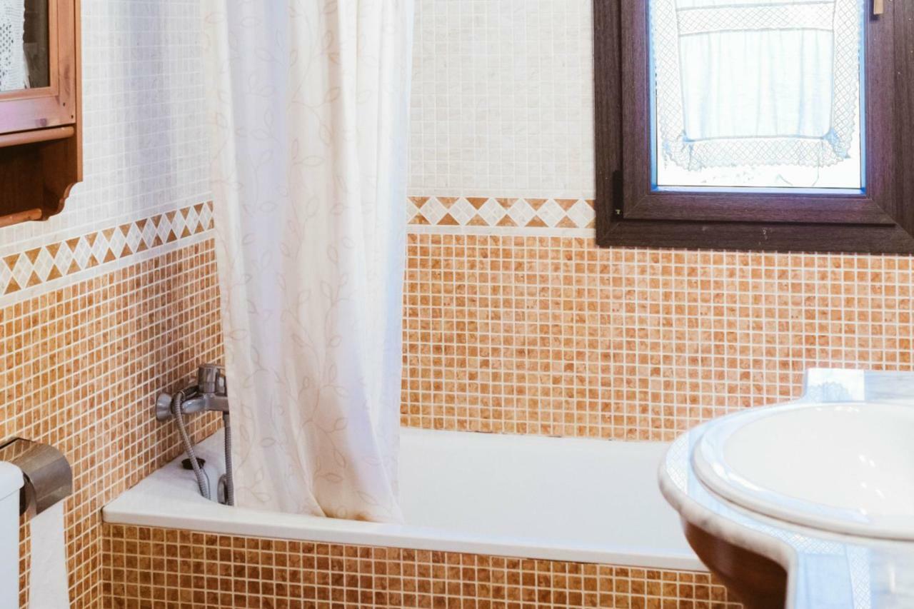 Apartamento Garona Les Esterno foto